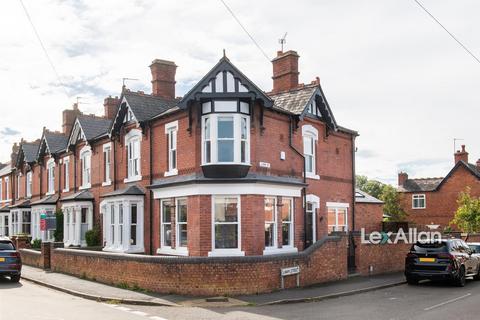 3 bedroom end of terrace house for sale, Clifton Street, Stourbridge