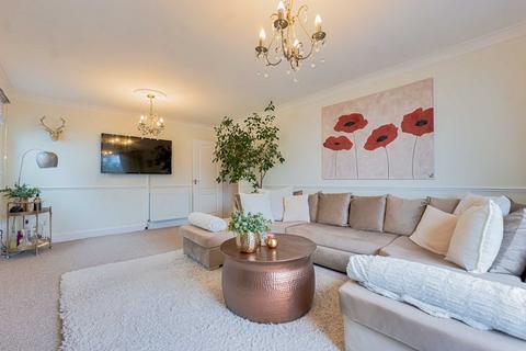 2 bedroom apartment for sale, Grosvenor Road, Westcliff-on-sea, SS0