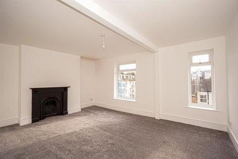 3 bedroom maisonette for sale, Earl Street, Hastings