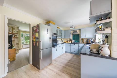 18 Fox Covert, Lightwater, GU18 5TU