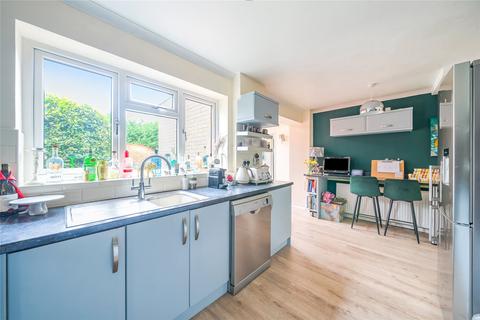 18 Fox Covert, Lightwater, GU18 5TU
