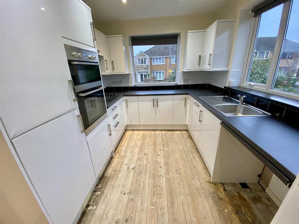 Bramleys Estate Agents - Almondroyd - Heckmondwike
