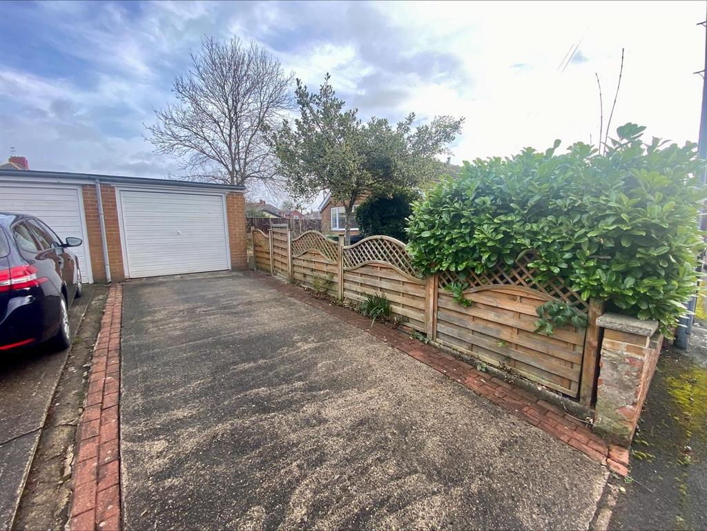 Bramleys Estate Agents - Almondroyd - Heckmondwike