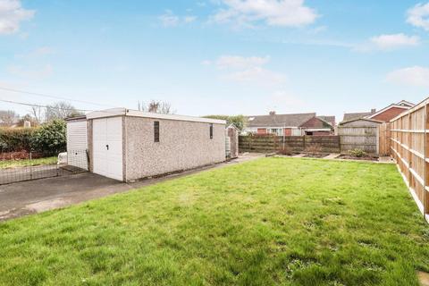 2 bedroom semi-detached bungalow for sale, Fernway, York