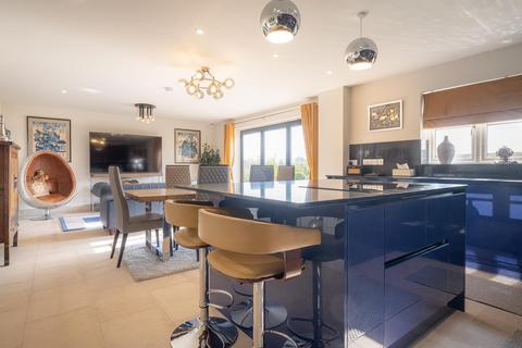 undefined, The Shearings, Sutton Benger, Chippenham, Wiltshire, SN15