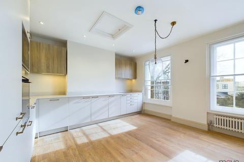 2 bedroom flat for sale, North Place, Cheltenham GL50