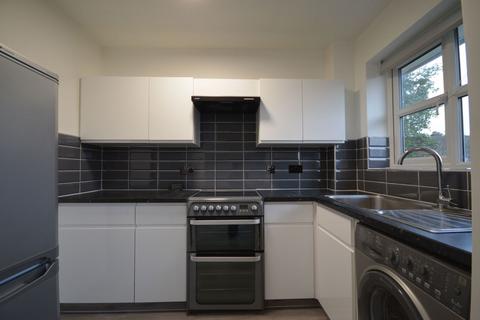 1 bedroom maisonette to rent, Christchurch Avenue, Harrow, HA3 8NX