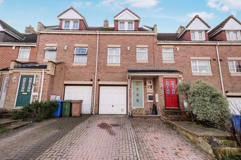 4 bedroom townhouse for sale, Payton Close