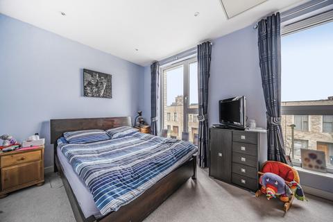 13 Camborne Road, Edgware, HA8 8FD