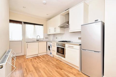 2 bedroom maisonette for sale, Leamington Crescent, Harrow HA2