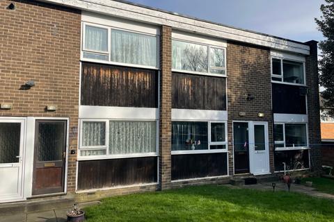 2 bedroom flat to rent, Grove House Court, Leeds, West Yorkshire, LS8