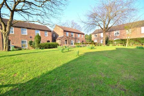 2 bedroom maisonette for sale, Horsham, West Sussex, RH13