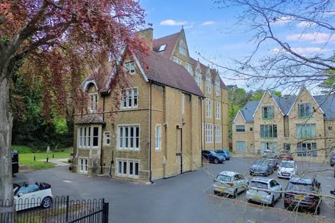 undefined, Filmer Grove, Surrey GU7