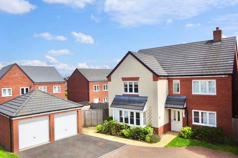 5 bedroom detached house for sale, Blossom Grove, Edleston, CW5