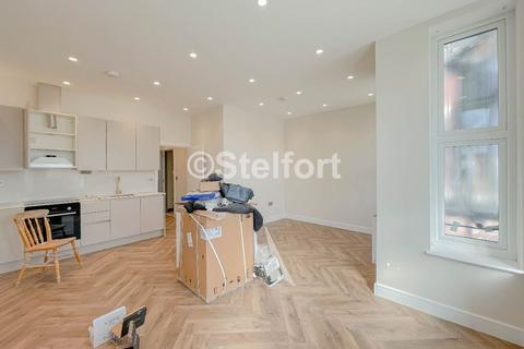 2 bedroom apartment to rent, Chichele Road, London, NW2