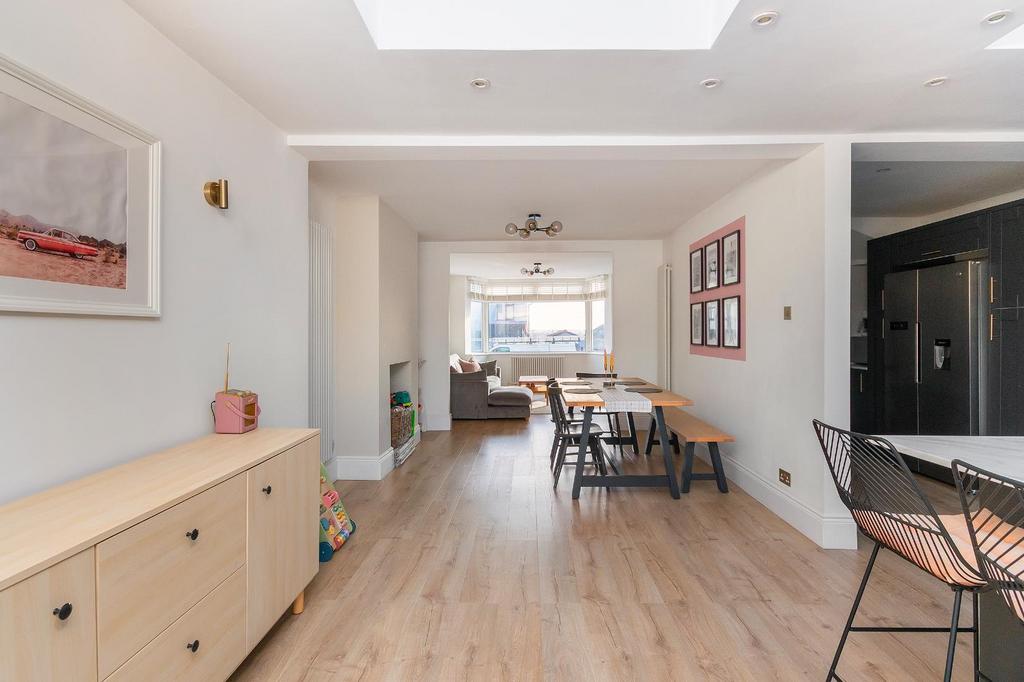 7 L5 RBD - Dining Room B.jpg