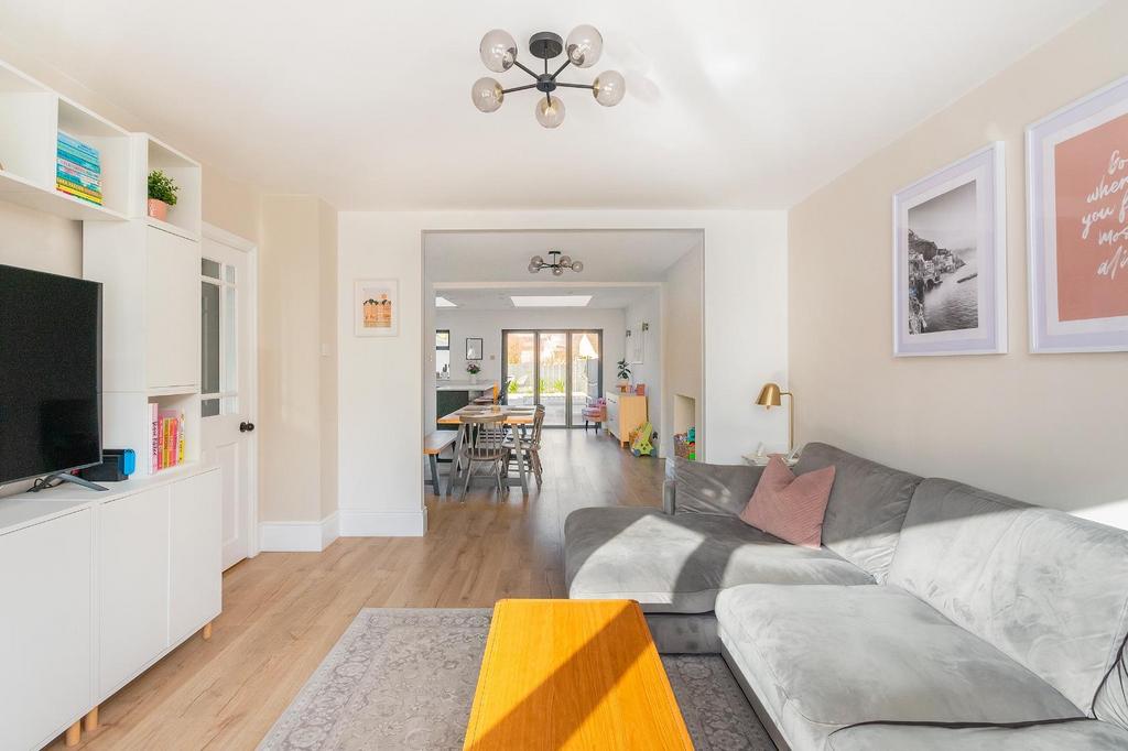 7 L5 RBD - Living Room A.jpg