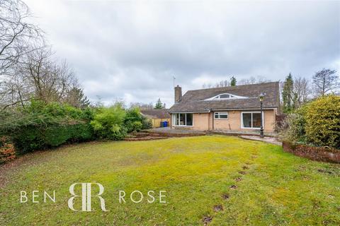 2 Brookside, Euxton, Chorley, PR7 6HR