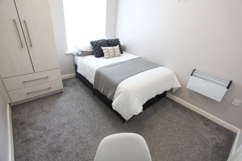 2 bedroom flat to rent, Fell Street, L7 2QD,