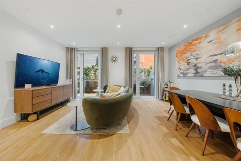 2 bedroom apartment for sale, Clark House, Kidderpore Green, Hampstead, NW3