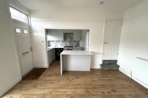 3 bedroom terraced house to rent, Woodside Place, Leeds, West Yorkshire, LS4