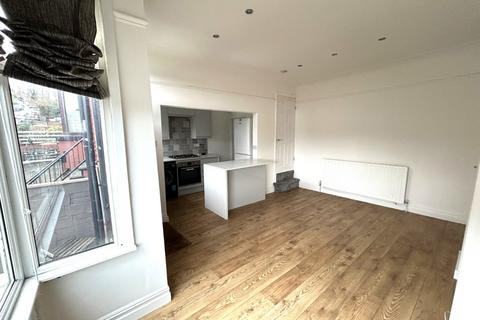 3 bedroom terraced house to rent, Woodside Place, Leeds, West Yorkshire, LS4