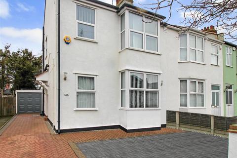 3 bedroom end of terrace house for sale, Lonsdale Road, Southend-On-Sea