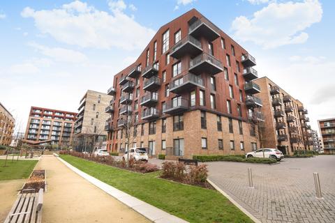 3 bedroom flat to rent, Whiting Way Surrey Quays SE16