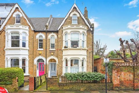 2 bedroom apartment for sale, Highwood Road, London