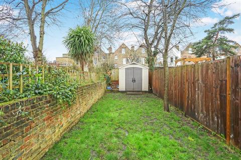 2 bedroom apartment for sale, Highwood Road, London