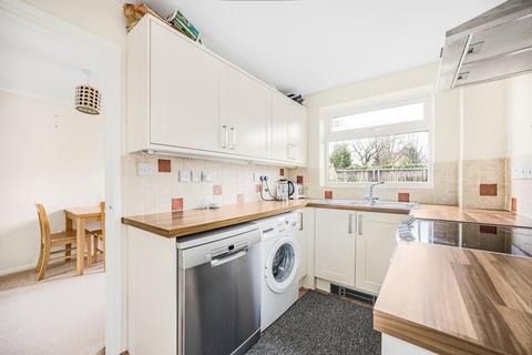 75 Alexander Drive, Cirencester, GL7 1UQ