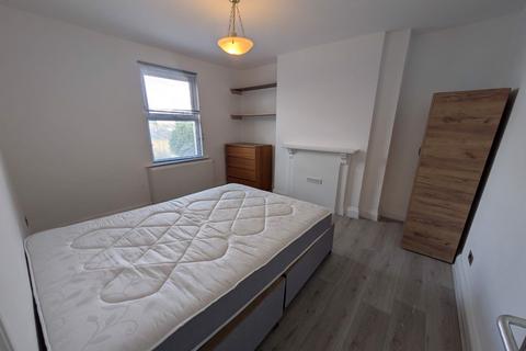 Flat share to rent, Room 2 91 Hatherley Road