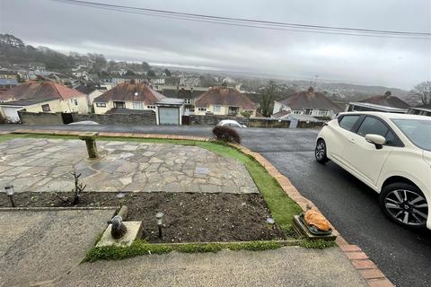 3 bedroom semi-detached house for sale, Hillside, Llanelli