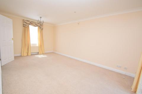 undefined, Ben Sainty Court, CM8