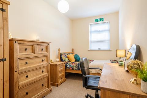 5 bedroom terraced house to rent, Victoria Terrace - Student House - 26/27