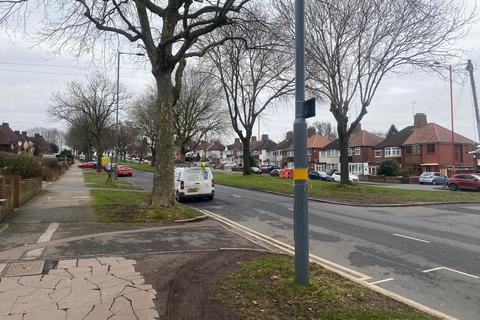 Shop to rent, Kingstanding Road, Birmingham