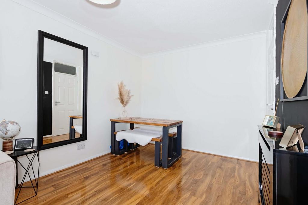 Fitzalan Court 8.jpg