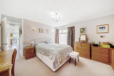 4 bedroom bungalow for sale, Hillside Close, Cheltenham GL52