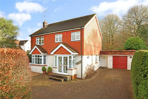 Fullers Road, Rowledge, Farnham, Surrey, GU10