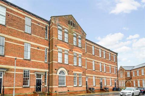 3 bedroom terraced house for sale, Hillier Road, Devizes