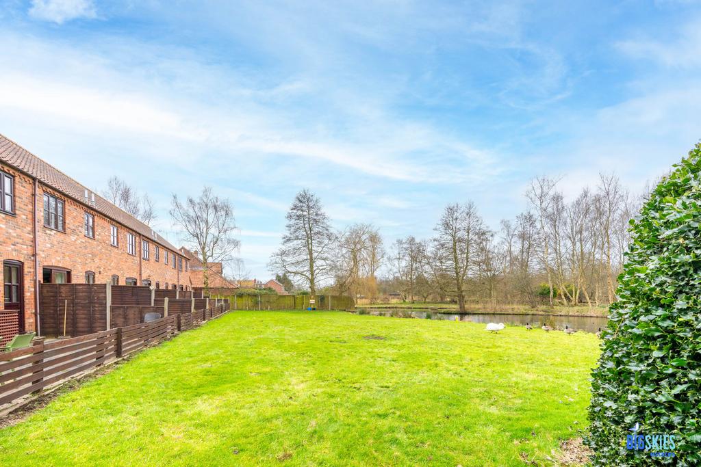 Communal Grounds