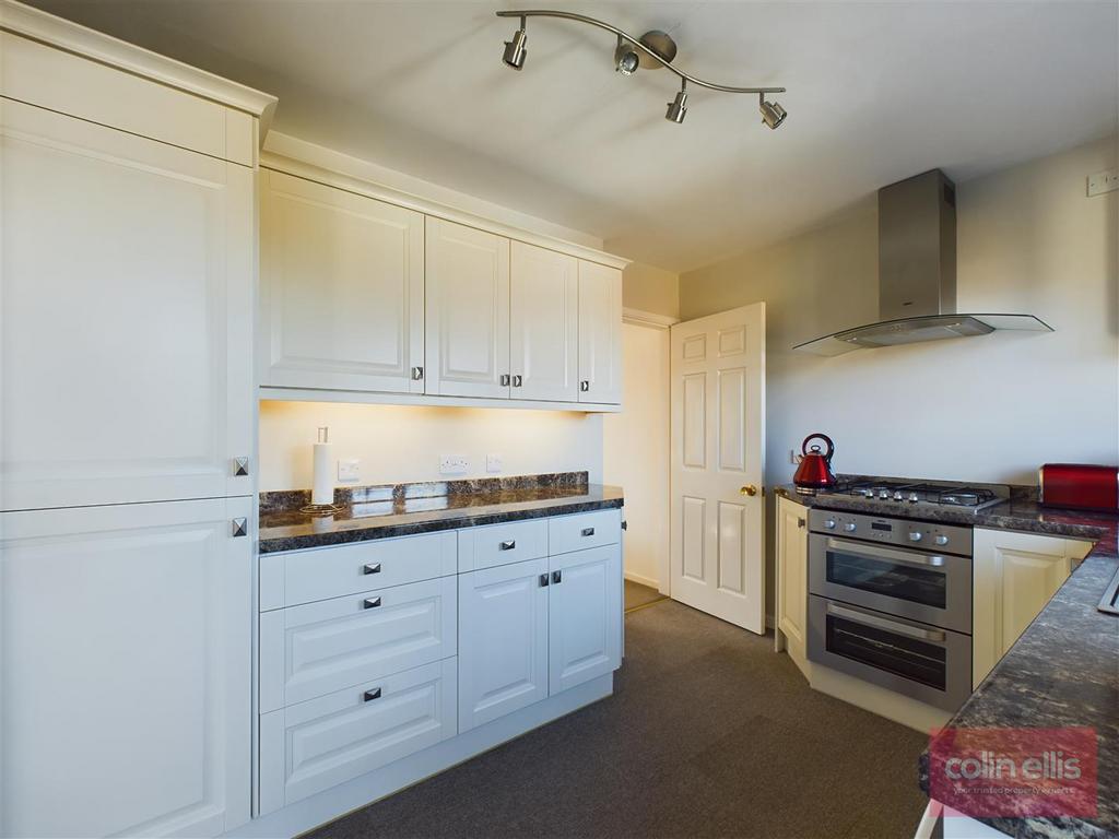 CAM05075 G0-PR0029-STILL014.jpg