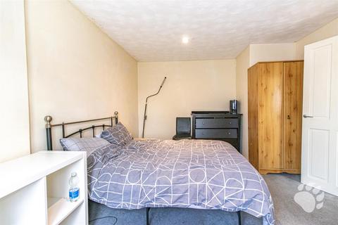 53 High Barrets, Basildon, SS14 1TP