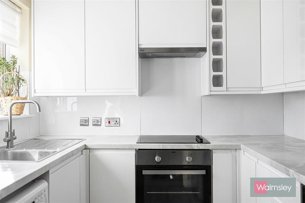 6 47459 watermarked.jpg