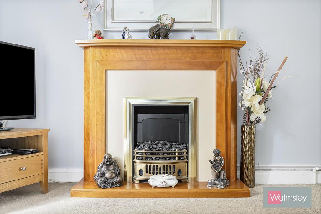 8 47459 watermarked.jpg