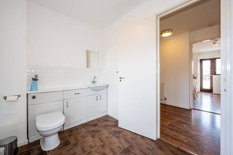 24 Treaty Street, London, N1 0XG