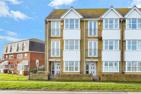 3 bedroom townhouse for sale, Victory Terrace, Littlestone TN28