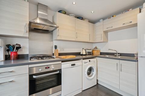 56 Blackthorn Road, Didcot, OX11 6AY