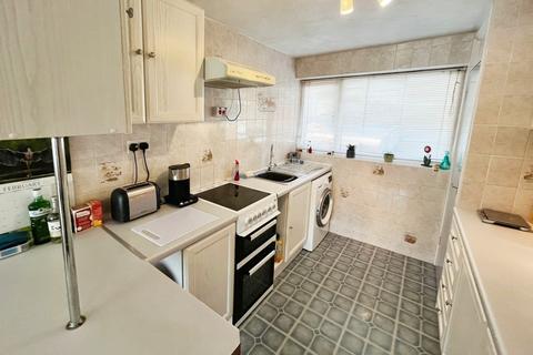 2 bedroom maisonette for sale, Denis Close, Leicestershire LE3