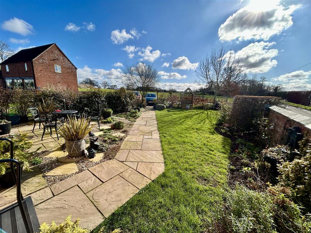 Garden.JPG
